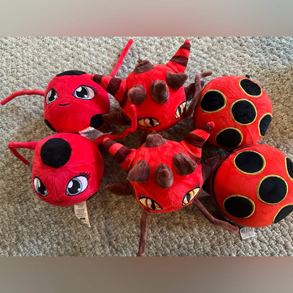Lot of Miraculous ladybug mira ball plushies - Picture 2 of 2